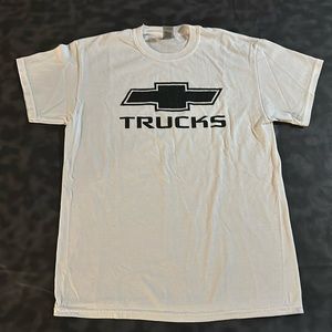 Gildan Chevy Trucks Emblem TShirt Size - M